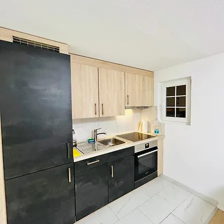 Wef And Luxury Ak Apartamento