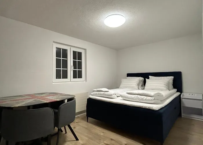 Wef And Luxury Ak Apartamento Küblis